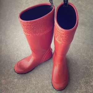 BOGS Classic Red Rain Boots